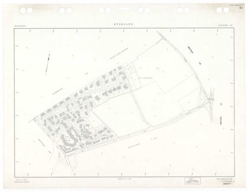 ETIOLLES, plans minutes de conservation : tableau d'assemblage,1935, Ech. 1/10000 ; plans des sections Au, 1935, Ech. 1/5000, section Cu, 1935, Ech. 1/2500, section ZA, 1988, Ech. 1/2000, sections AE, AH, AI, 1997, Ech. 1/1000, sections AA, AB, AC, AD, AK