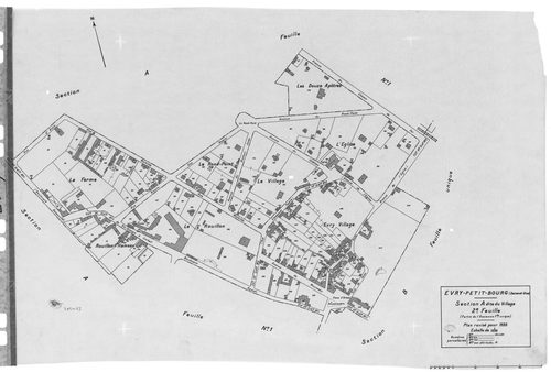 EVRY. - Cadastre révisé pour 1935 : plan du tableau d'assemblage, plans de la section A le Village 1ère feuille, idem 2ème feuille, section B Hameau du Bras de fer, section C l'Orme à Martin 1ère feuille, idem 2ème feuille ; cadastre révisé pour 1935 mis 
