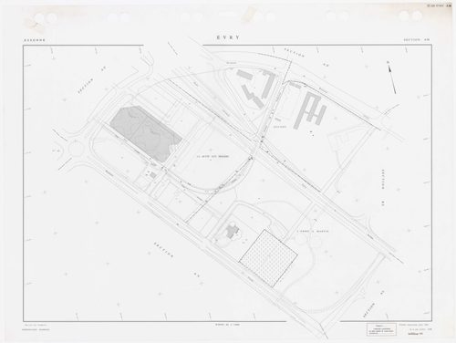 EVRY, plans minutes de conservation : tableau d'assemblage,1935, Ech. 1/5000 ; plans des sections AB, AC, AD, AI, AK, AL, AM, AN, AO, AP, AR, AS, AT, AV, AY, BE, 1983, Ech. 1/1000, section AX, 1984, Ech. 1/1000, sections AZ, BC, BH, 1985, Ech. 1/1000, sec