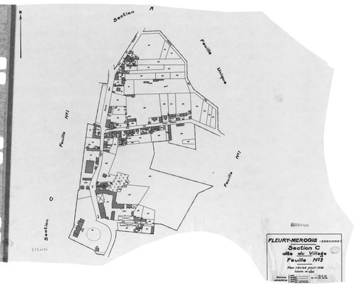 FLEURY-MEROGIS.- Cadastre révisé pour 1933 : plan du tableau d'assemblage , plans de la section A les Bois de Chaqueux, section C le Village 1ère feuille, idem 2ème feuille ; cadastre révisé pour 1933 mis à jour pour 1972 : plan de la section A les Bois d
