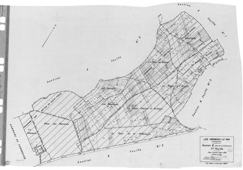GRANGES-LE-ROI (LES) . - Cadastre révisé pour 1942 : plan du tableau d'assemblage, plans de la section A l'Ouye 3ème feuille, section B la Villeneuve 1ère feuille, idem 3ème feuille, section C le Village 3ème feuille ; cadastre renouvelé pour 1954 : plan 