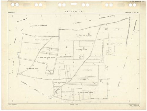 LEUDEVILLE, plans minutes de conservation : tableau d'assemblage,1954, Ech. 1/10000 ; plans des sections A1, 1935, Ech. 1/2500, section A4, 1935, Ech. 1/1250, sections Y1, Y2, Z1, Z2, 1954, Ech. 1/2500, section YA, 1972, Ech. 1/2000. Polyester. N et B. Di