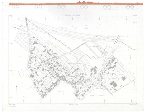 LEUVILLE-SUR-ORGE, plans minutes de conservation : tableau d'assemblage,1936, Ech. 1/5000 ; plans des sections Cu, A, B1, B2, B3, 1936, Ech. 1/1250, sections AA, AB, AC, AD, AE, 2002, Ech. 1/1000. Polyester. N et B. Dim. 105 x 80 cm [11 plans]. 
