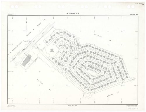MENNECY, plans minutes de conservation : tableau d'assemblage,1936, Ech. 1/5000 ; plans des sections A1, 1936, Ech. 1/2500, section A3, 1936, 1/1250, section ZU, 1953, Ech. 1/2000, section ZA, 1961, Ech. 1/2500, sections ZB, ZC, ZD, 1964, Ech. 1/2000, sec