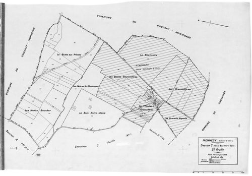 MENNECY. - Cadastre révisé pour 1936 : plans de la section A le Village 2ème feuille, idem 3ème feuille, idem 4ème feuille, section B la Verville 1ère feuille, section C le Bois Notre Dame 2ème feuille ; cadastre révisé pour 1936 renouvelé pour 1940 : pla