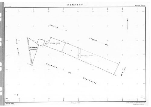MENNECY. - Cadastre révisé pour 1936 : plans de la section A le Village 2ème feuille, idem 3ème feuille, idem 4ème feuille, section B la Verville 1ère feuille, section C le Bois Notre Dame 2ème feuille ; cadastre révisé pour 1936 renouvelé pour 1940 : pla