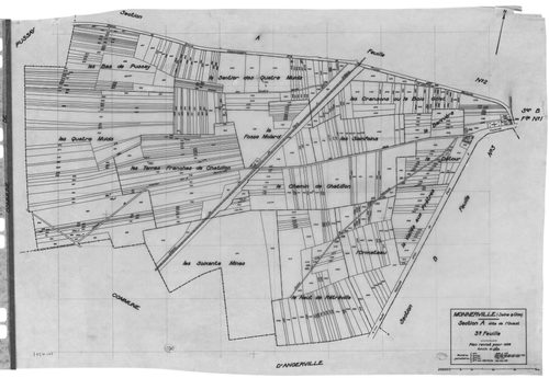 MONNERVILLE. - Cadastre révisé pour 1934 : plan du tableau d'assemblage , plans de la section A l'Ouest 1ère feuille, idem 2ème feuille, idem 3ème feuille, section B l'Est 1ère feuille, idem 2ème feuille, idem 3ème feuille ; cadastre renouvelé pour 1951 :