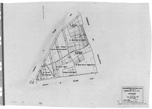 MONNERVILLE. - Cadastre révisé pour 1934 : plan du tableau d'assemblage , plans de la section A l'Ouest 1ère feuille, idem 2ème feuille, idem 3ème feuille, section B l'Est 1ère feuille, idem 2ème feuille, idem 3ème feuille ; cadastre renouvelé pour 1951 :