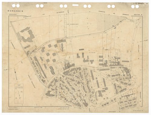 MORANGIS, plans minutes de conservation : tableau d'assemblage,1953, Ech. 1/5000 ; plans des sections Au, Bu, Cu, Du, Eu, Fu, Gu, Hu, Iu, Ku, Lu, Mu, 1953, Ech. 1/1000. Polyester. N et B. Dim. 105 x 80 cm [13 plans]. 