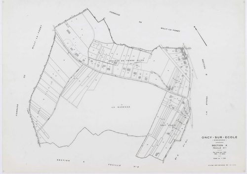 ONCY-SUR-ECOLE, plans minutes de conservation : tableau d'assemblage, 1934, Ech. 1/10000 ; plans des sections A1, A2, B1, B2, B3, C1, C2, C3, D1, D2, E1, E2, 1934, Ech. 1/1250. Polyester. N et B. Dim. 105 x 80 cm [13 plans]. 
