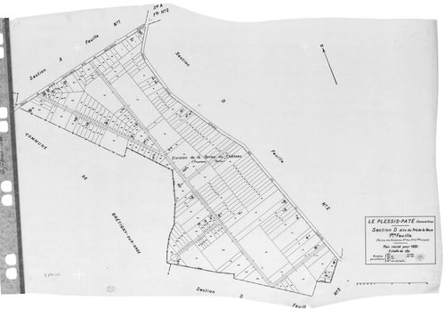 PLESSIS-PATE (LE). - Cadastre révisé pour 1935 : plans de la section A le Village 1ère feuille, idem 2ème feuille, section B la Longue Raie, section C les Bordes, section D le Pré de la Noue 1ère feuille, idem 2ème feuille, idem 3ème feuille ; cadastre ré