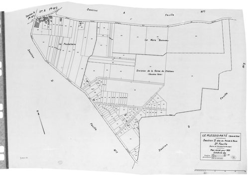 PLESSIS-PATE (LE). - Cadastre révisé pour 1935 : plans de la section A le Village 1ère feuille, idem 2ème feuille, section B la Longue Raie, section C les Bordes, section D le Pré de la Noue 1ère feuille, idem 2ème feuille, idem 3ème feuille ; cadastre ré