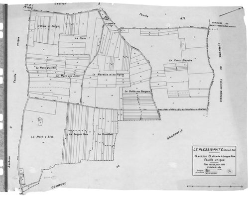 PLESSIS-PATE (LE). - Cadastre révisé pour 1935 : plans de la section A le Village 1ère feuille, idem 2ème feuille, section B la Longue Raie, section C les Bordes, section D le Pré de la Noue 1ère feuille, idem 2ème feuille, idem 3ème feuille ; cadastre ré
