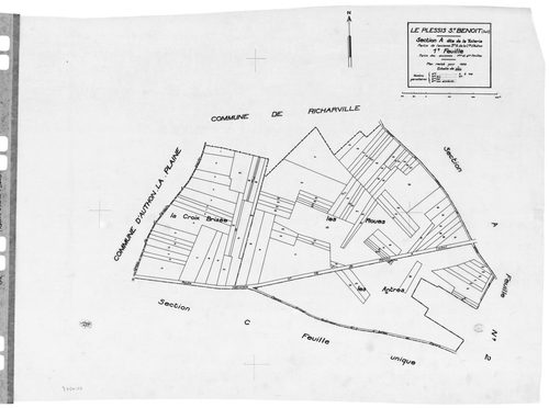PLESSIS-SAINT-BENOIST (LE). - Cadastre révisé pour 1934 : plan du tableau d'assemblage, plans de la section A la Tuilerie 1ère feuille, idem 2ème feuille, section B le Village 1ère feuille, idem 2ème feuille, idem 3ème feuille, section C les Bois, [7 plan