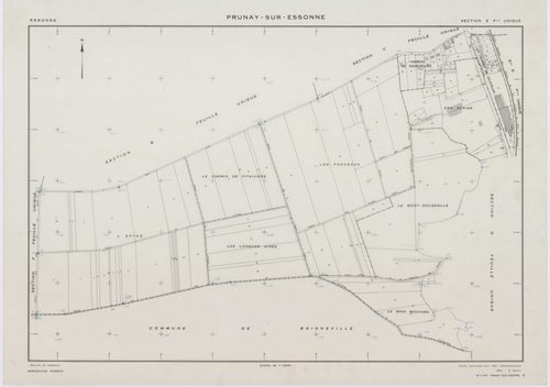 PRUNAY-SUR-ESSONNE, plans minutes de conservation : tableau d'assemblage, 1934, Ech. 1/10000 ; plans des sections C, D, 1934, Ech. 1/1250, sections A, B, E, F, 1951, Ech. 1/2000. Polyester. N et B. Dim. 105 x 80 cm [7 plans]. 