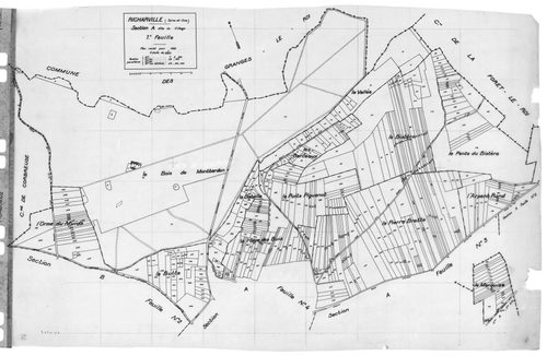 RICHARVILLE. - Cadastre révisé pour 1932 : plan du tableau d'assemblage, plans de la section A le Village 1ère feuille, idem 2ème feuille, idem 3ème feuille, section B le Bréau 1ère feuille, idem 2ème feuille ; cadastre renouvelé pour 1952 : plans de la s