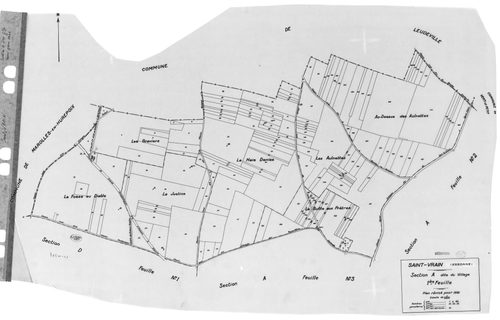SAINT-VRAIN. - Cadastre révisé pour 1941 : plan du tableau d'assemblage, plans de la section A le Village 1ère feuille, idem 2ème feuille, idem 3ème feuille, section B Parc de Saint-Vrain 1ère feuille, idem 2ème feuille, idem 3ème feuille, section C la Va