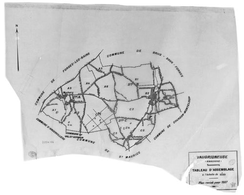 VAUGRIGNEUSE. - Cadastre révisé pour 1937 : plan du tableau d'assemblage, plans de la section A Machery 1ère feuille, idem 2ème feuille, idem 3ème feuille, idem 4ème feuille, idem 5ème feuille, idem 6ème feuille, section B le Village 1ère feuille, idem 2è