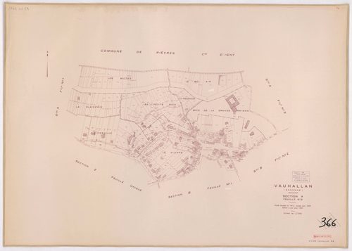 VAUHALLAN. - Plan révisé pour 1935, à jour pour 1976 (2ème, 3ème édition) : plans des sections A (feuilles 1, 3), et B (feuilles 1-2) ; plan révisé pour 1935, à jour pour 1977 : plans du tableau d'assemblage et de la section A ; plan révisé pour 1935, à j