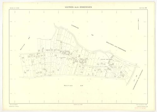 Plans minutes de conservation : VAYRES-SUR-ESSONNE : tableau d'assemblage, ech. 1/10000 (1965-1970), section AB, ech. 1/2000 (1965), sections AC, AD, AE, ech. 1/1000 (1965) ; sections ZA, ZB, ZC, ZD, ech. 1/2000 (1970) ; section AH, ech. 1/1000, section A