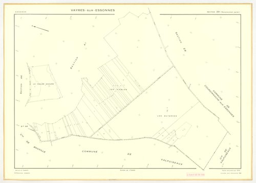 Plans minutes de conservation : VAYRES-SUR-ESSONNE : tableau d'assemblage, ech. 1/10000 (1965-1970), section AB, ech. 1/2000 (1965), sections AC, AD, AE, ech. 1/1000 (1965) ; sections ZA, ZB, ZC, ZD, ech. 1/2000 (1970) ; section AH, ech. 1/1000, section A
