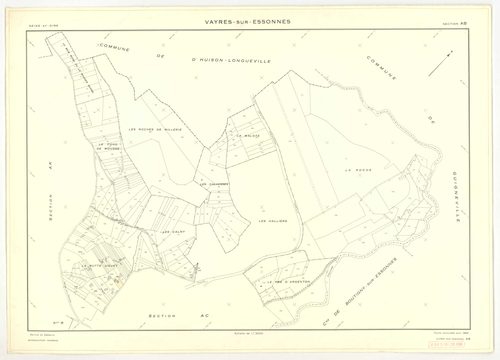 Plans minutes de conservation : VAYRES-SUR-ESSONNE : tableau d'assemblage, ech. 1/10000 (1965-1970), section AB, ech. 1/2000 (1965), sections AC, AD, AE, ech. 1/1000 (1965) ; sections ZA, ZB, ZC, ZD, ech. 1/2000 (1970) ; section AH, ech. 1/1000, section A