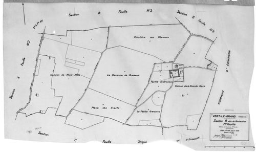 VERT-LE-GRAND. - Cadastre révisé pour 1936 : plan du tableau d'assemblage, plans de la section A les Noues 1ère feuille, section B Montaubert 1ère feuille, idem 2ème feuille, idem 3ème feuille, section D le Village 2ème feuille ; cadastre renouvelé pour 1