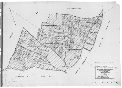 VERT-LE-PETIT. - Cadastre révisé pour 1945 : plan du tableau d'assemblage , plans de la section A Chemin de Châtres et des vignes de Feularde 1ère feuille, idem 2ème feuille, section B le Village 1ère feuille, idem 2ème feuille, idem 3ème feuille ; cadast