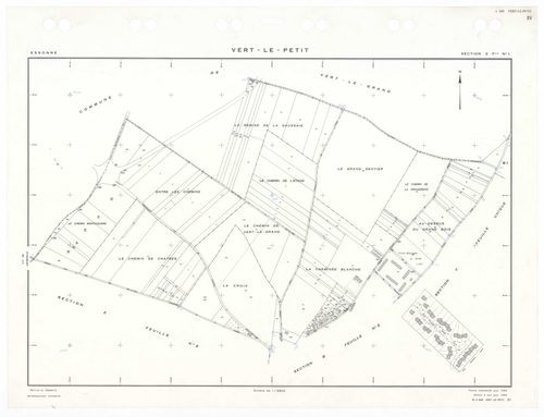VERT-LE-PETIT, plans minutes de conservation : tableau d'assemblage,1954, Ech. 1/10000 ; plans des sections B1, B3, 1945, Ech. 1/2500, sections B2, 1945, Ech. 1/2500, sections YU, Z1, Z2, 1954, Ech. 1/2500. Polyester. N et B. Dim. 105 x 80 cm [7 plans]. 
