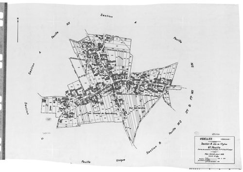 VIDELLES. - Cadastre révisé pour 1938 : plan du tableau d'assemblage, plans de la section A l'Eglise 1ère feuille, idem 2ème feuille, idem 3ème feuille, idem 4ème feuille, idem 5ème feuille, idem 6ème feuille, section B Mont-Moyen 1ère feuille, idem 2ème 