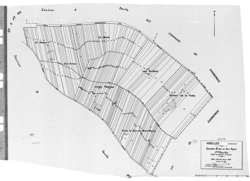 VIDELLES. - Cadastre révisé pour 1938 : plan du tableau d'assemblage, plans de la section A l'Eglise 1ère feuille, idem 2ème feuille, idem 3ème feuille, idem 4ème feuille, idem 5ème feuille, idem 6ème feuille, section B Mont-Moyen 1ère feuille, idem 2ème 