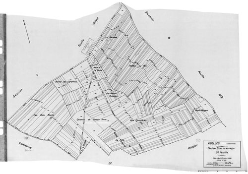 VIDELLES. - Cadastre révisé pour 1938 : plan du tableau d'assemblage, plans de la section A l'Eglise 1ère feuille, idem 2ème feuille, idem 3ème feuille, idem 4ème feuille, idem 5ème feuille, idem 6ème feuille, section B Mont-Moyen 1ère feuille, idem 2ème 