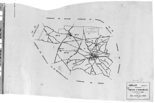 VIDELLES. - Cadastre révisé pour 1938 : plan du tableau d'assemblage, plans de la section A l'Eglise 1ère feuille, idem 2ème feuille, idem 3ème feuille, idem 4ème feuille, idem 5ème feuille, idem 6ème feuille, section B Mont-Moyen 1ère feuille, idem 2ème 