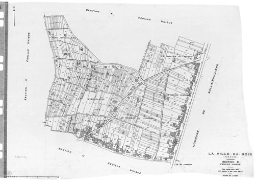 VILLE-DU-BOIS (LA). - Cadastre révisé pour 1937 : plans de la section A la Croix Saint Jacques, section B les Grands Chemins, section C le Village, section D les Graviers, section E le Gros Chêne, section F le Bois de Monsieur, section G Lunezi, section H