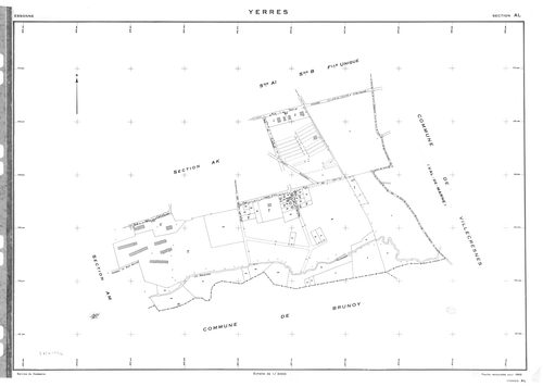 YERRES. - Cadastre de 1810 mis à jour pour 1965 : plan du tableau d'assemblage, plans de la section A 1ère feuille, idem 2ème feuille, section B ; cadastre renouvelé pour 1965 : plans de la section AK, section AL, section AM, section AN, section AO, secti